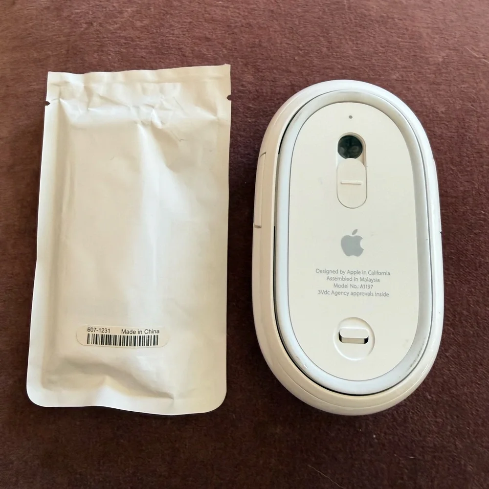 Apple Wireless Mouse / Apple TV Remote